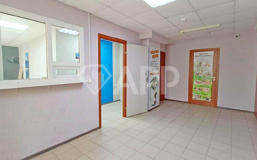 Помещение 236м²,  на трафике! фото