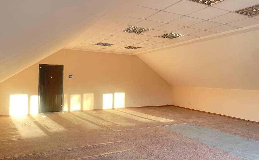 Аренда помещения свободного назначения фото