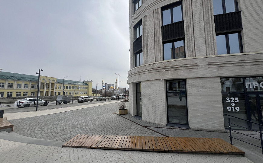 Помещение свободного назначения в историческом центре города фото