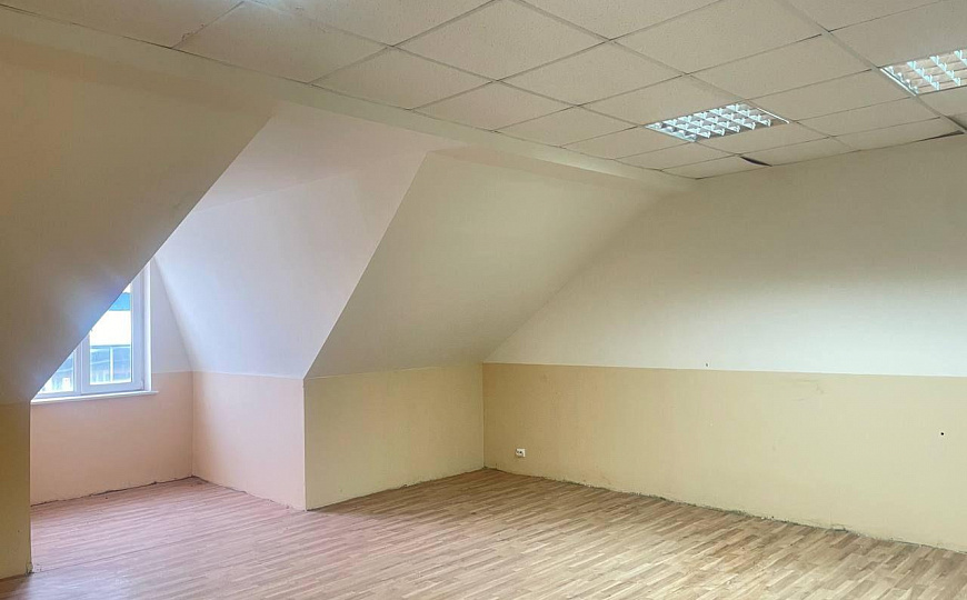 Аренда помещения свободного назначения фото