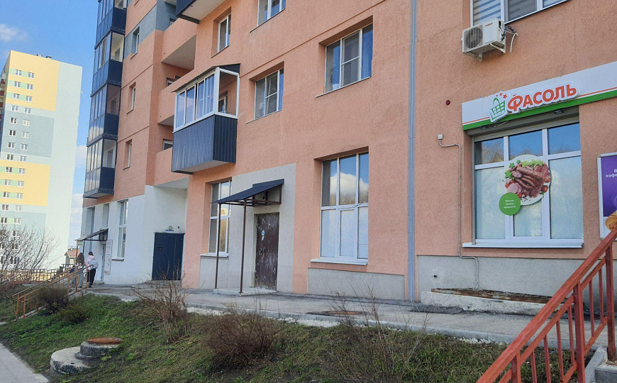 Помещение с двумя отдельными входами, 146,7 м² фото