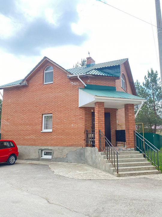 Продажа отдельно стоящего здания, 151 м2 фото