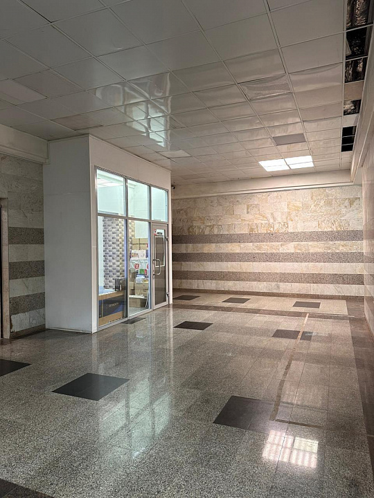 На трафике в ТЦ "Республика" 9.7 м² фото