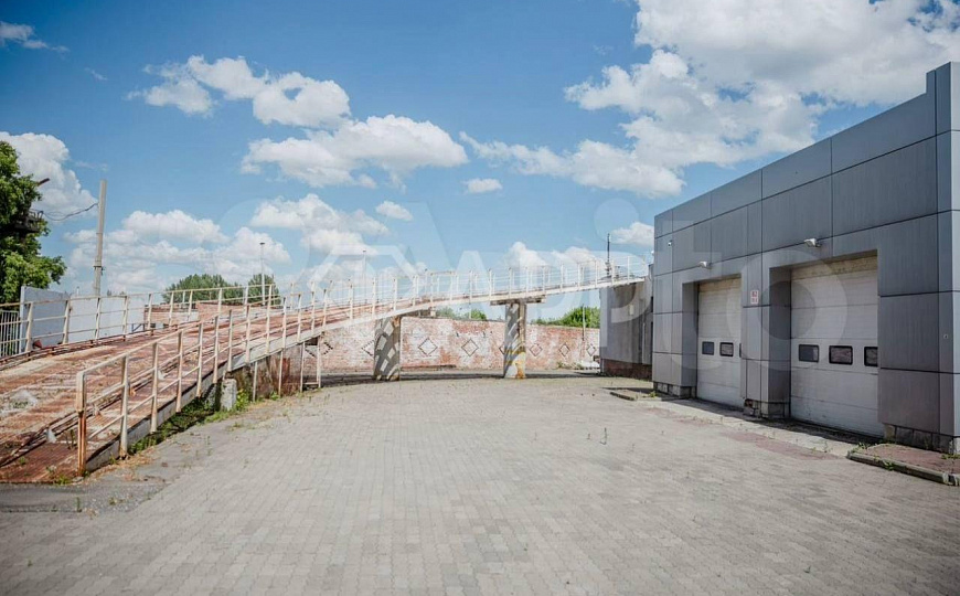 Автосалон/1 линия/Высокий трафик фото