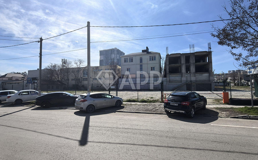 Сдаю участок в Центре 43 сос. фото
