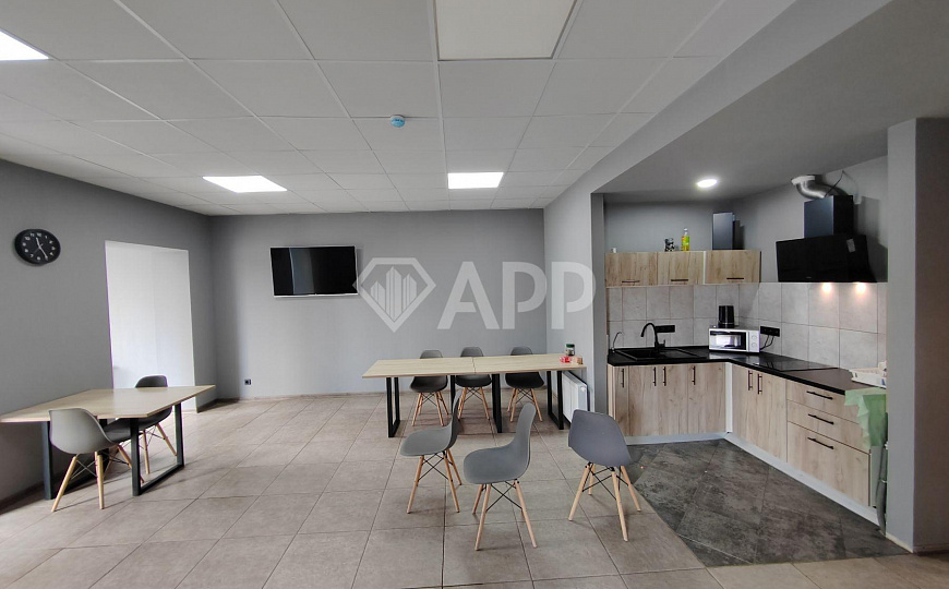 Сдам помещение свободного назначения, 265 м² фото