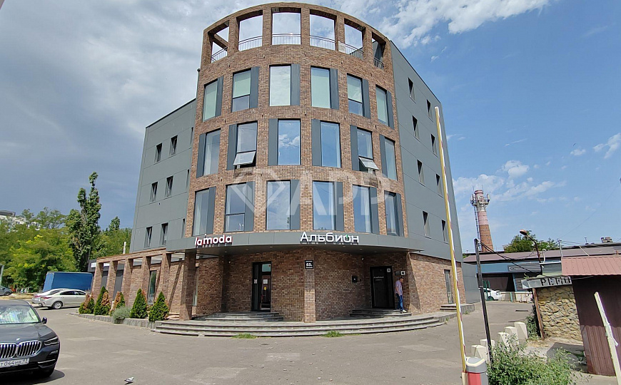 Сдам помещение свободного назначения, 265 м² фото