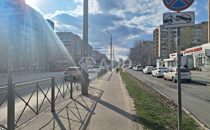 Сдам помещение  90м² на 1 линии фото