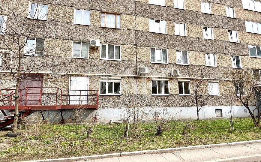 Помещение с арендаторами, доход сразу, 1 этаж, Восточная, 32 фото