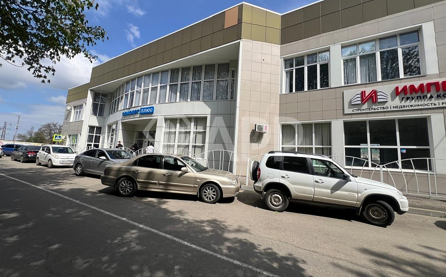 Сдам офисное помещение, 360 м² фото