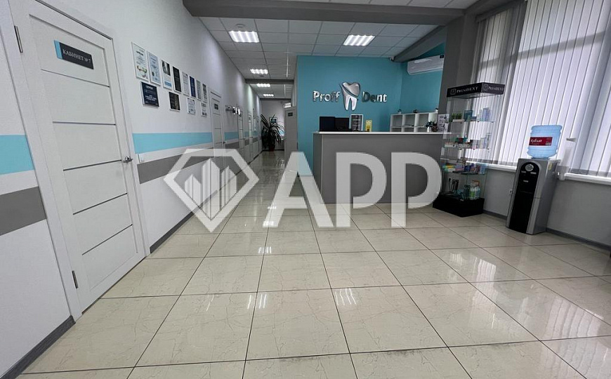 Сдам офисное помещение, 360 м² фото