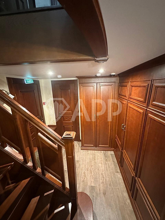 Особняк , штаб квартира , отдельно стоящее здание фото