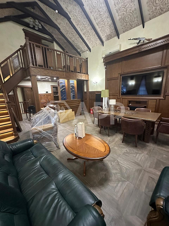 Особняк , штаб квартира , отдельно стоящее здание фото