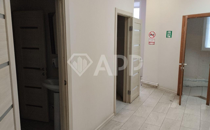 Сдаю 776м², удобная локация фото