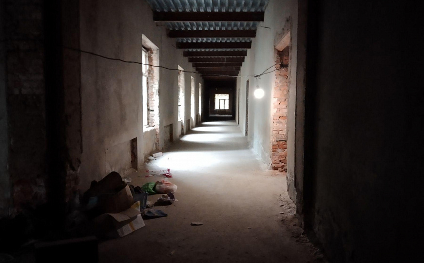 Здание с зем.участком, 2 270 м² фото