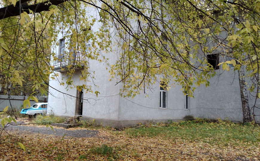 Здание с зем.участком, 2 270 м² фото