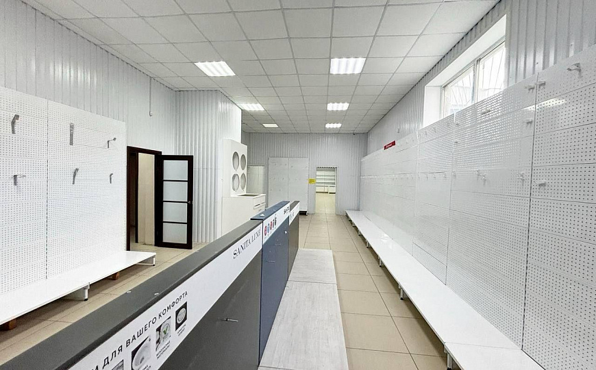 Аренда. 1 линия. 50  м2 фото