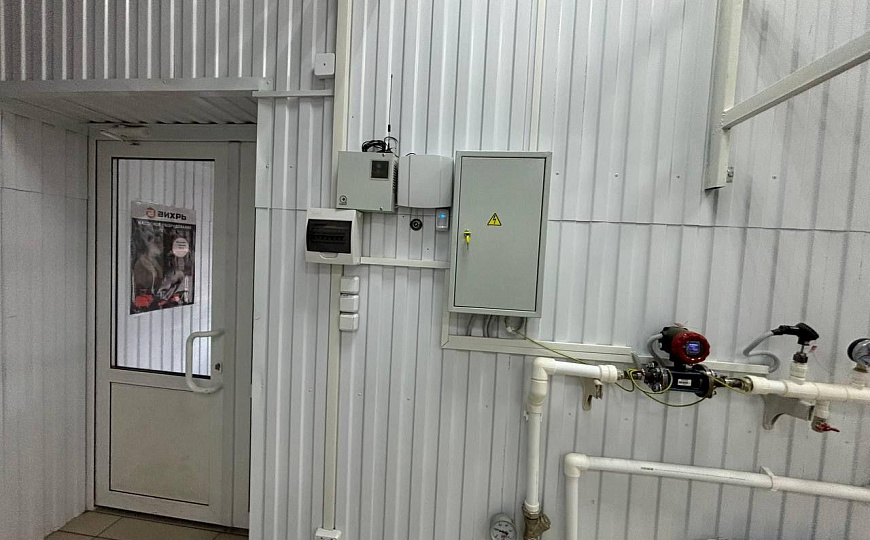 Аренда. 1 линия. 50  м2 фото