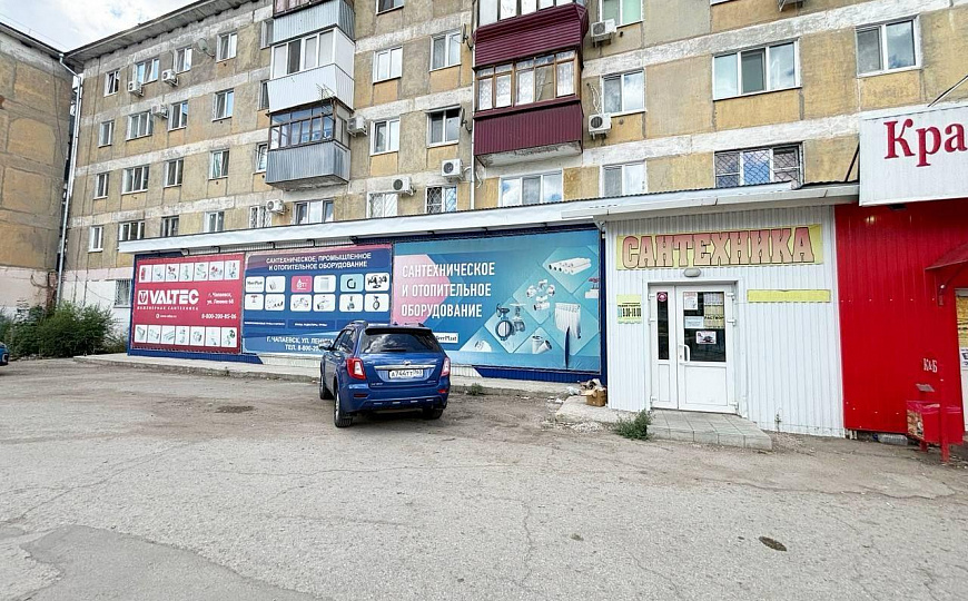 Аренда. 1 линия. 50  м2 фото