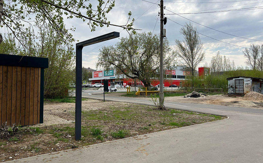 Продам отдельно стоящее здание свободного назначения в центральном парке г. Чапаевска Самарской обл. фото