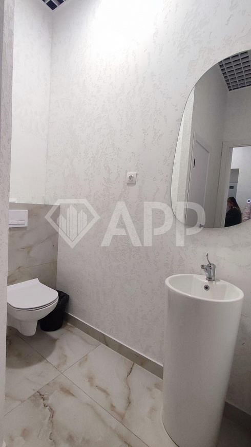 140,8м² на 1-ом этаже с парковкой  фото