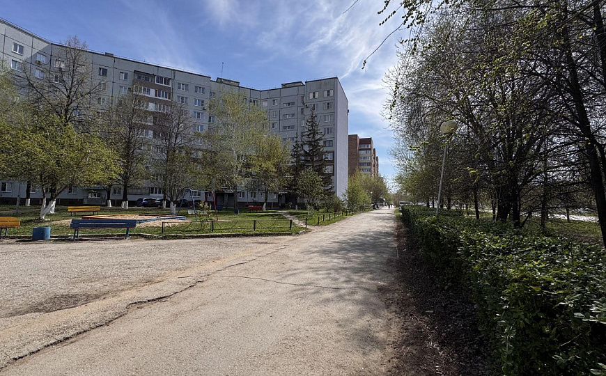 Магазин с арендаторами фото