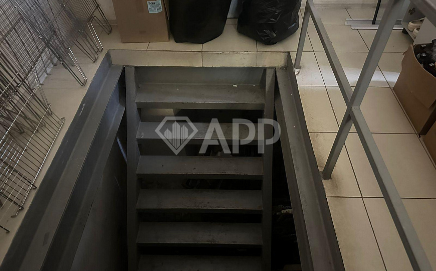 Продается отдельно стоящее здание фото