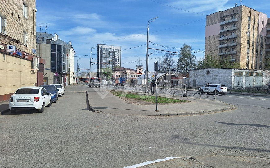 Сдам торговое помещение в цоколе, 31,2м² фото