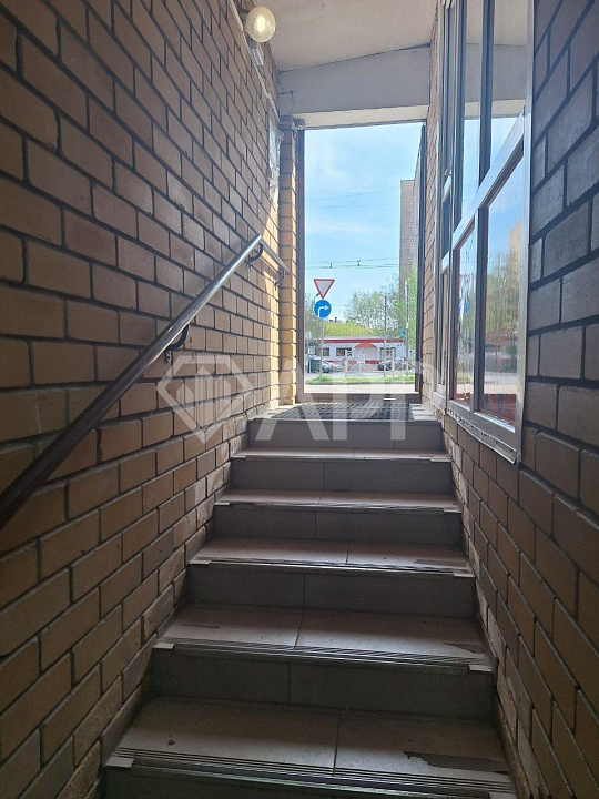 Сдам торговое помещение в цоколе, 31,2м² фото
