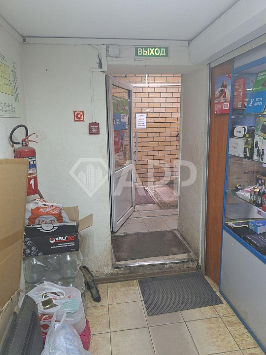Сдам торговое помещение в цоколе, 31,2м² фото
