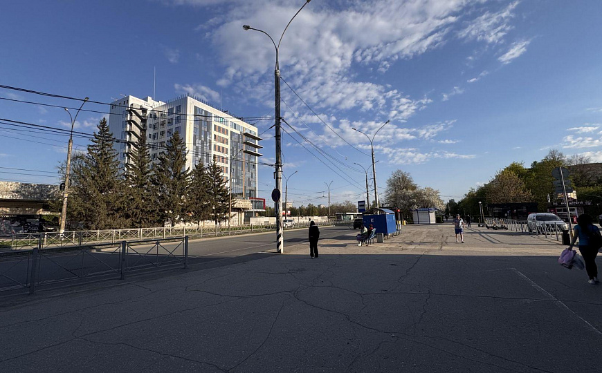 Помещения свободного назначения до 1300 кв.м. фото