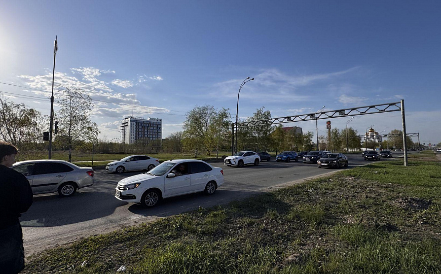 Помещения свободного назначения до 1300 кв.м. фото
