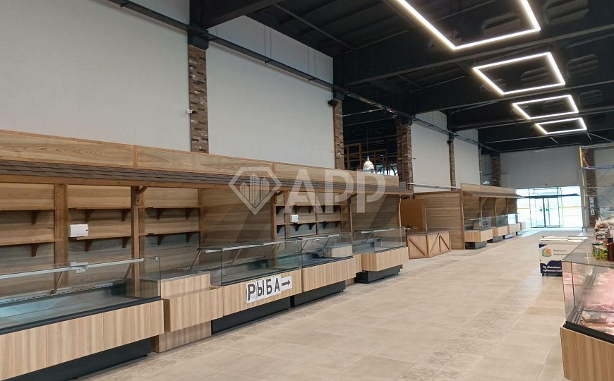 Сдам торговое помещение, 1 100 м² фото