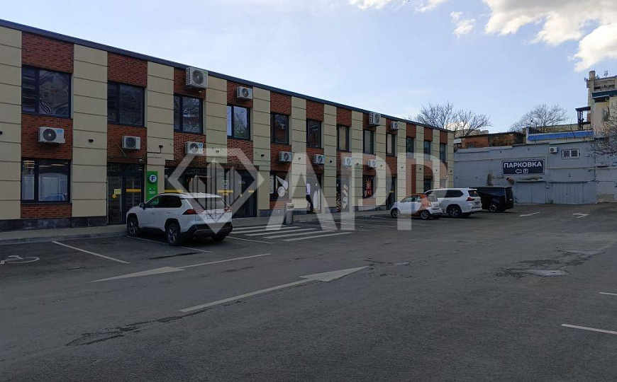 Сдам торговое помещение, 1 100 м² фото