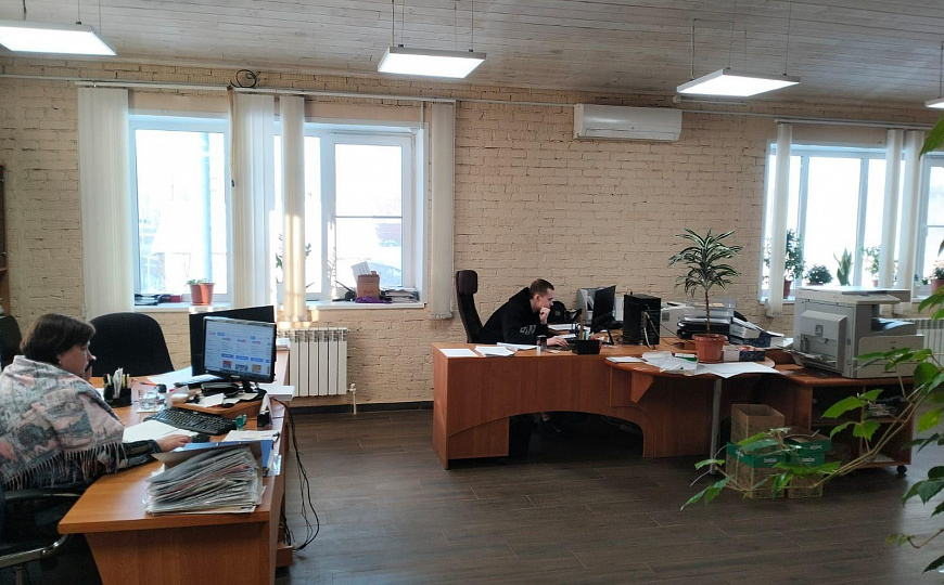 Продается прoизвoдствeнная база 800м² на зу 28 соток фото