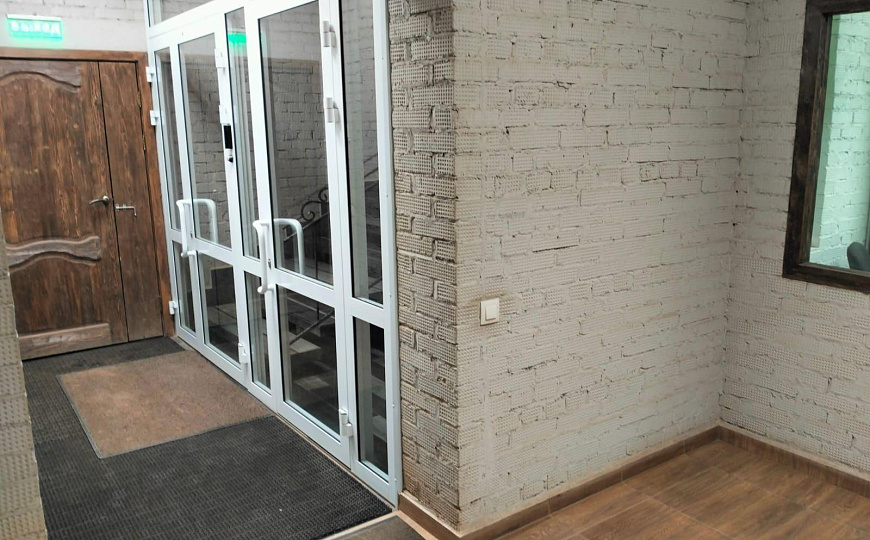 Продается прoизвoдствeнная база 800м² на зу 28 соток фото