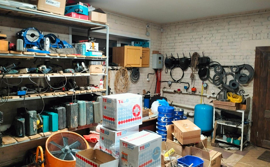 Продается прoизвoдствeнная база 800м² на зу 28 соток фото