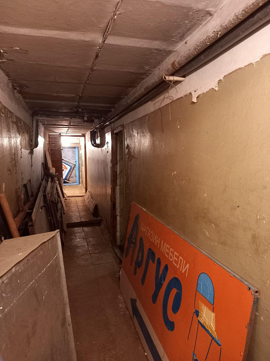 Склад-магазин 211,4 м2 фото