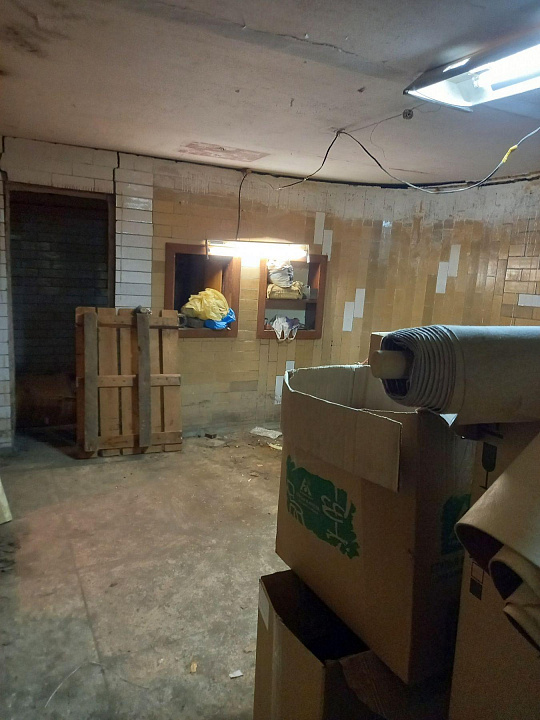 Склад-магазин 211,4 м2 фото