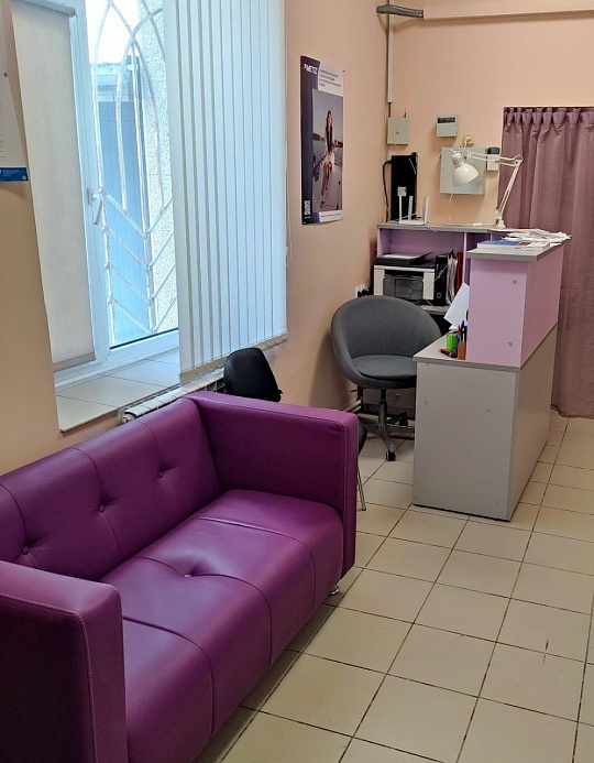 Здание с арендаторами, 280 м2 фото