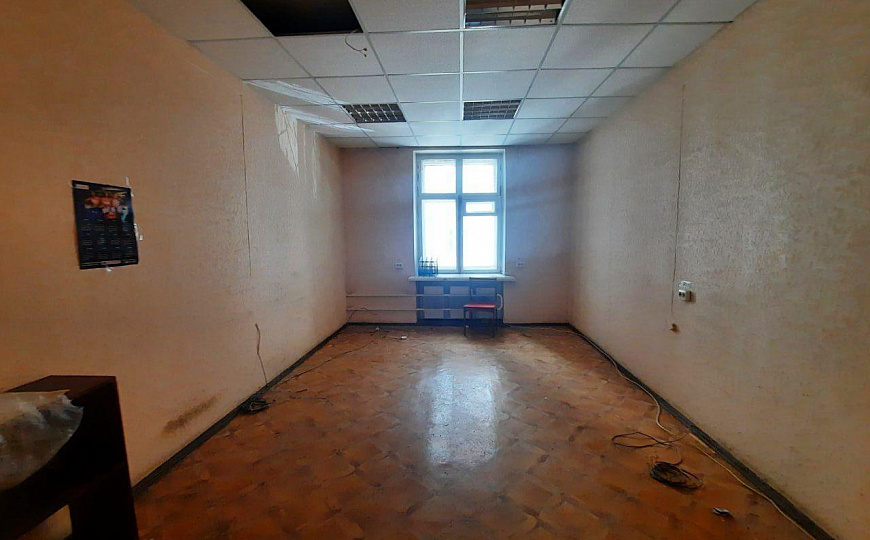 Продам помещение свободного назначения, 1 385 м² фото