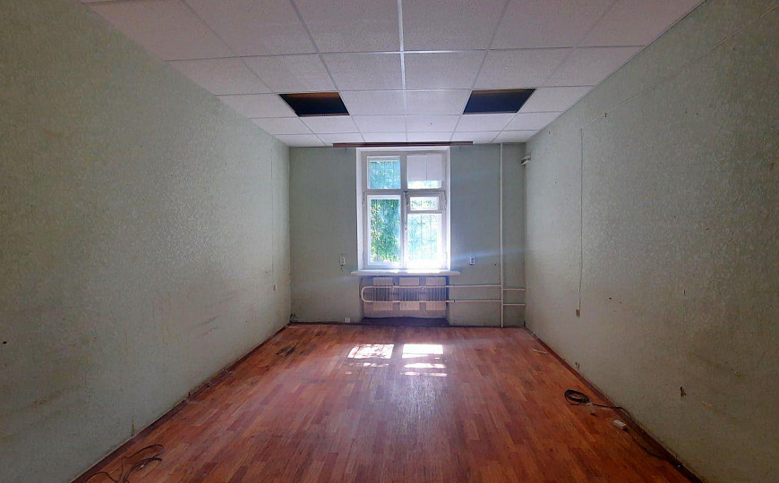 Продам помещение свободного назначения, 1 385 м² фото