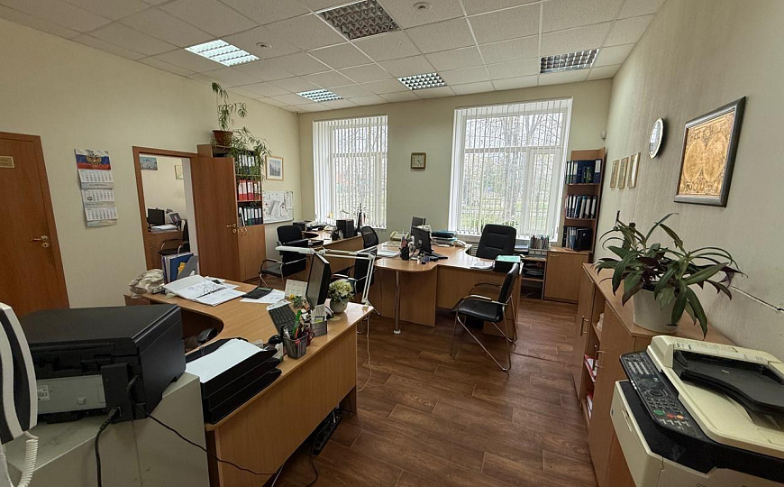 Сдам офисное помещение, 135 м² фото