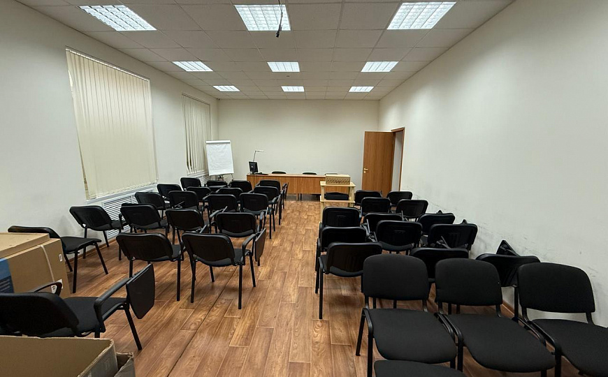 Сдам офисное помещение, 135 м² фото