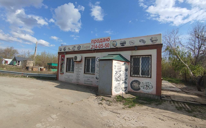 Кафе 80 м² на первой линии фото