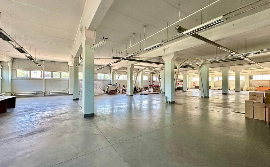 Помещение свободного назначения, 800 м² фото