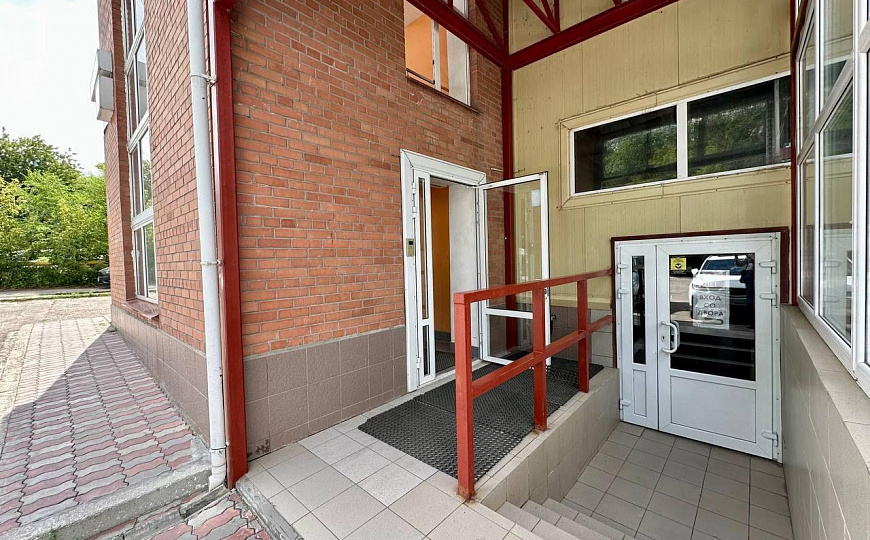 Помещение свободного назначения, 800 м² фото