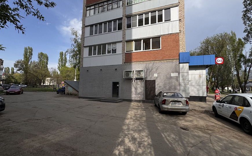 Помещение свободного назначения 500 кв.м. фото