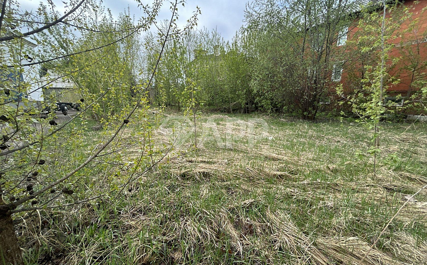 Продам земельный участок под офисный центр фото