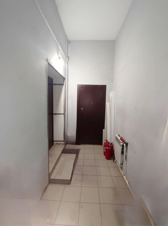 Продам помещение свободного назначения, 1 042 м² фото